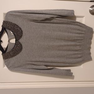 Sweater beaded collar
